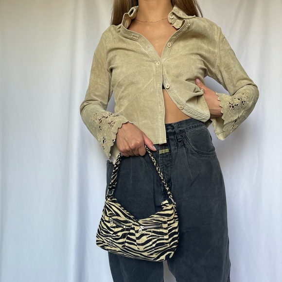 **SOLD** VINTAGE SUEDE SCOTTS SHIRT - Picture 2 of 2